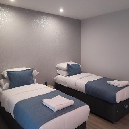 Cranford Apartments Heathrow - Hounslow מראה חיצוני תמונה