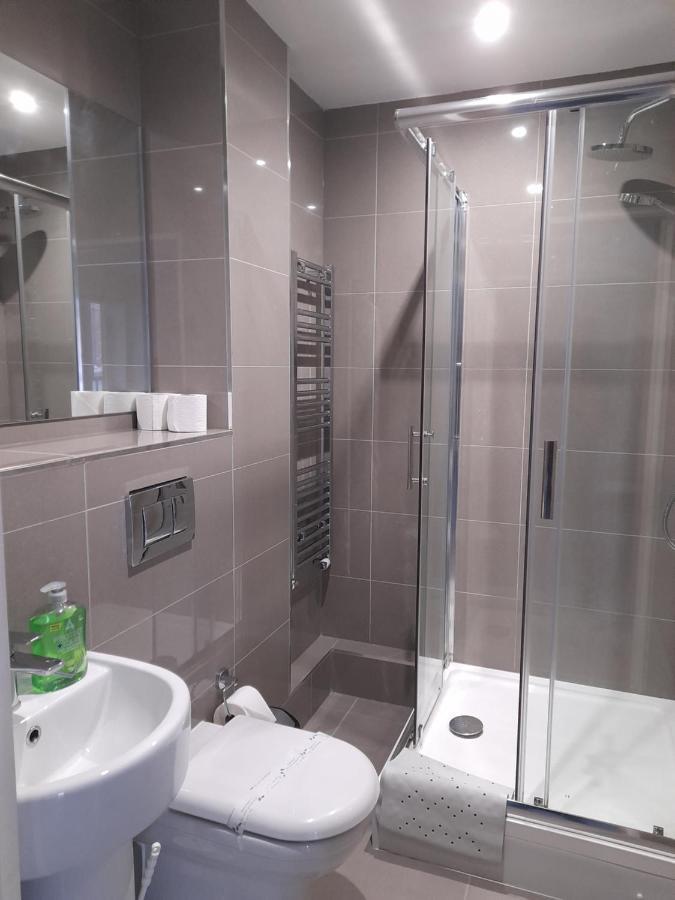 Cranford Apartments Heathrow - Hounslow מראה חיצוני תמונה